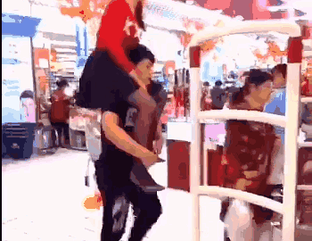 内涵图:女朋友总是一点主见都没有,怎么办?