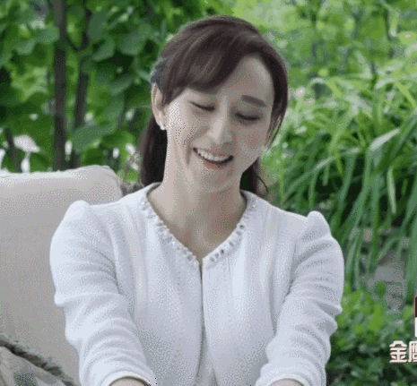 前几天一张胡静在《人民的名义》中截图让很多人吃惊,记忆中甜美灵气
