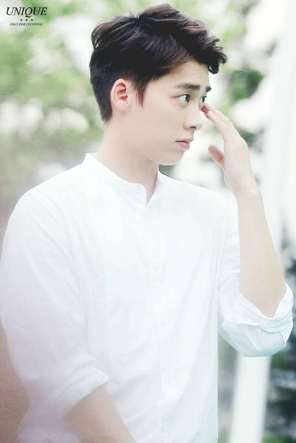 关于李易峰的侧颜,你有什么想法?
