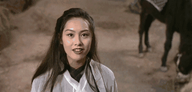 搞笑gif:美女编辫子的时候最性感!