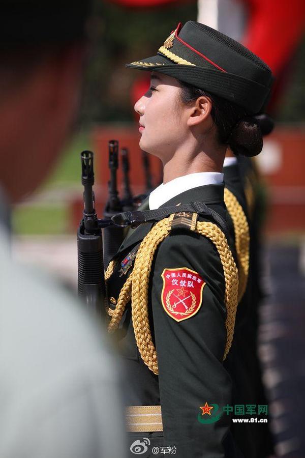 真正的女神:中国女兵!太美了