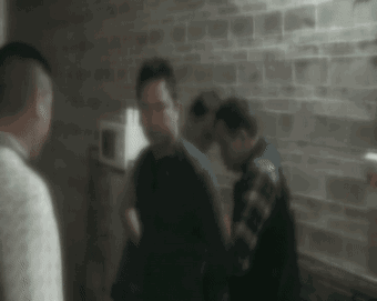 抓捕现场 他们为何要接二连三地入村偷猪?