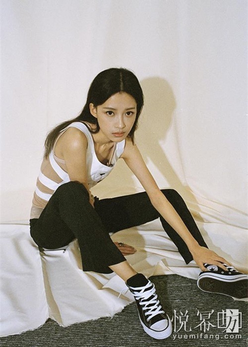 孙怡写真美如画,但是素颜现身好可怕!