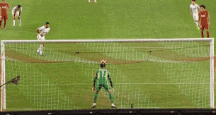 武磊造点,浩克罚失点球!