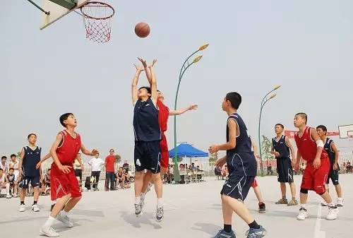 怎么教孩子跳绳最好 a3r8pm05958007365405.jpeg