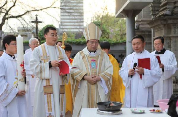 感谢教会的支持,感谢神长及老师们的陪伴,我们65期慕道班终于盼来了