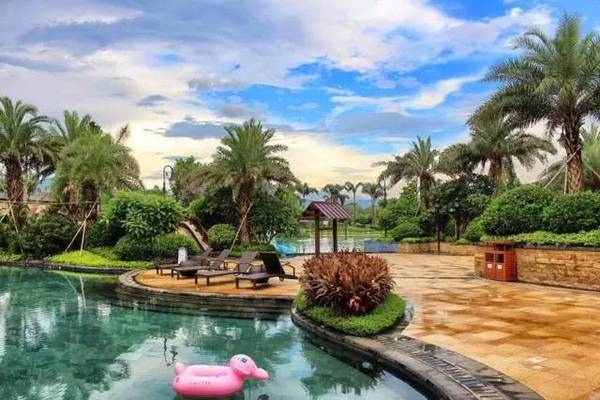 广东温泉度假村排名_广东第一峰温泉度假村(3)