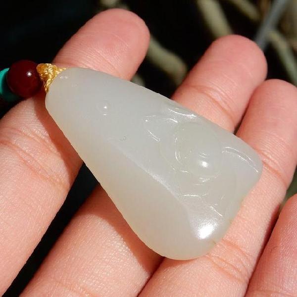 拼接合成的和田玉你敢买吗?