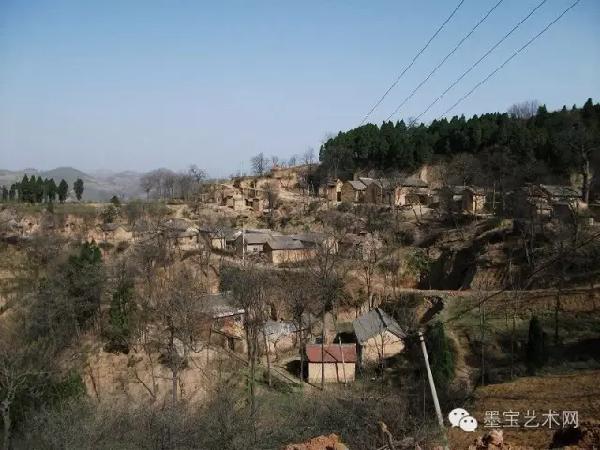 墨宝艺术网写生基地:下峪镇 下峪镇位于豫西伏牛山腹地洛阳市洛宁县