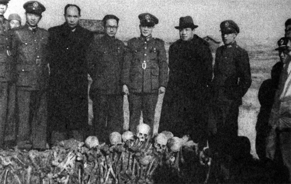 南京审判战犯军事法庭成立,主要审理制造南京大屠杀惨案的日本战犯