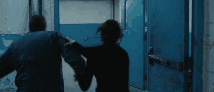 为救妻子,他杀人放火抢劫越狱.是丈夫还是恶魔?