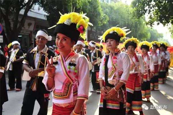 西双版纳茶城勐海人民邀您欢庆傣族"泼水节"布朗族"桑康节"