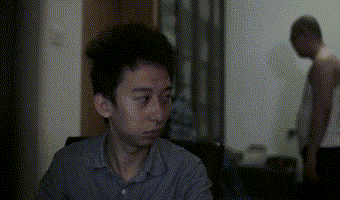 搞笑gif:这大概就是字母之间不可逾越的鸿沟