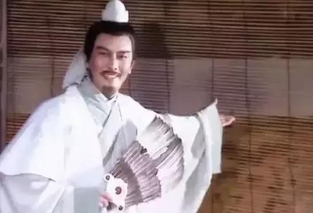 "从元始天尊一路混到蓝翔技校,这……唐国强老师您受委屈了.