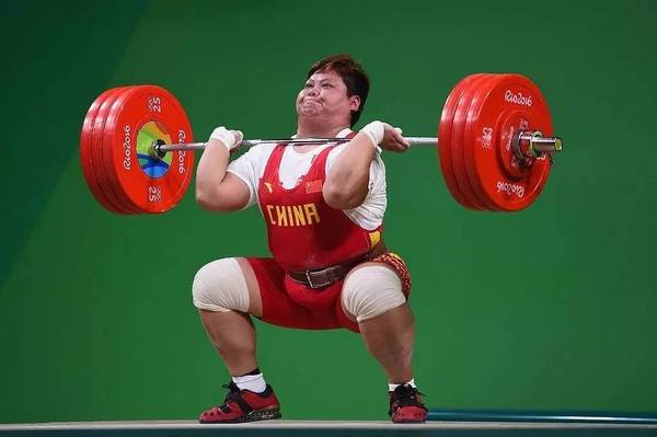 举重比赛图片