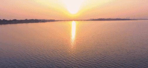 背景 壁纸 风景 摄影 天空 桌面 505_235 gif 动态图 动图