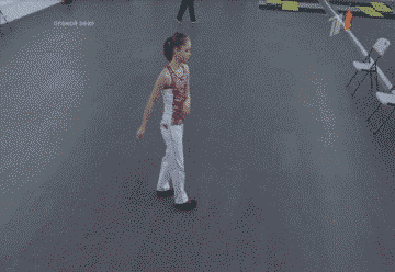 事后我就慌了(本人不姓张,当时报着玩笑的心里) 总有用银行卡骗钱的啊