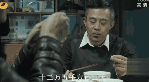 这样的演技也真的是绝了,很有美剧人物表情的张力,这才是我们想看到