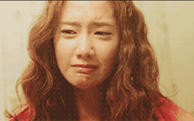 总是会有几个穿着美腻的女孩纸吸引我的目光, 嗯,这条裙子不错,嗯,这