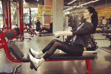 等下, 何穗手机相册里都存了什么鬼?