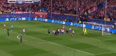 gif-越位?魔笛远射,c罗推射破门被吹