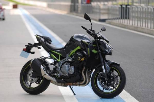 川崎z900价格图片