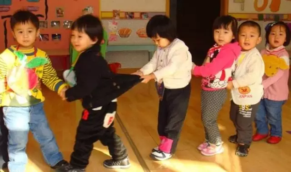 怎么访谈幼儿 a3t4cf6955568047542.jpg
