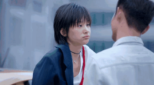 王子文 in jacquemus 2016春夏系列 两人在医院上演