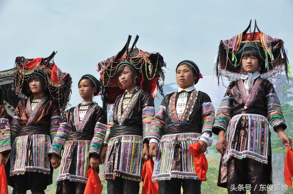 贵州:瑶族人华丽服饰,让人叹为观止,去从江旅游别忘了