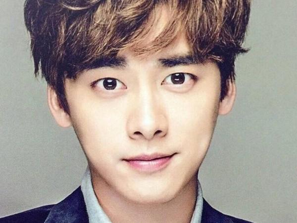 娱乐男明星人气排行榜投票_女明星人气排行榜投票(4)