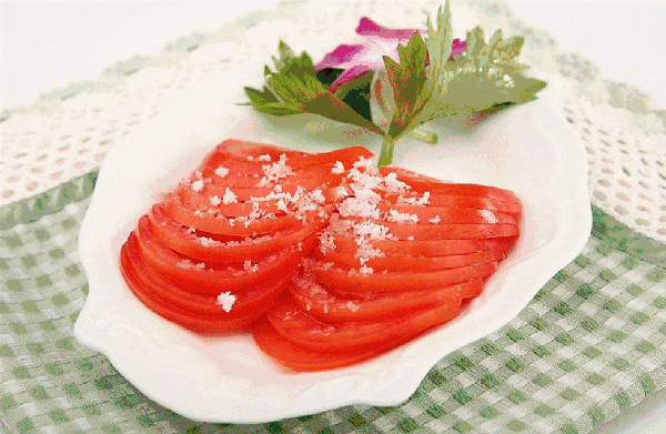 出油的咸蛋黄儿 金黄,流油的咸鸭蛋, 可遇不可求啊!