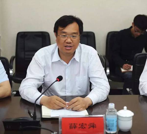 乌尔禾区人民政府与安徽建工集团有限公司签订战略合作协议