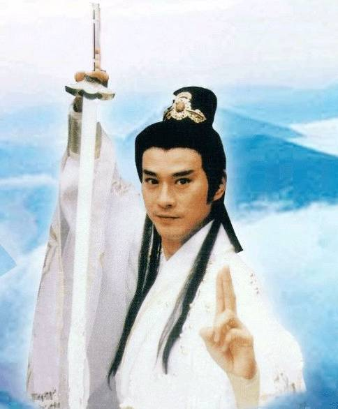 郑少秋饰演的楚留香,一举一动,一言一行尽是风流,就像是生为这个角色