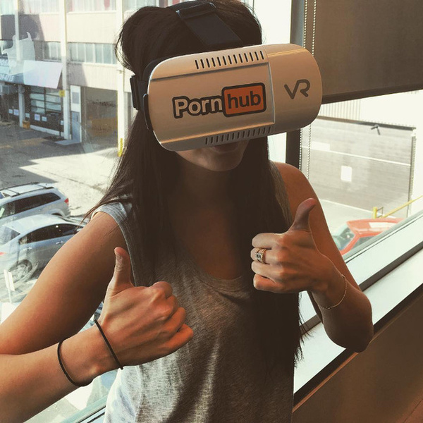 pornhub 指出,相比其他栏目,使用 vr 方式观看的用户看位岫钔庠俣