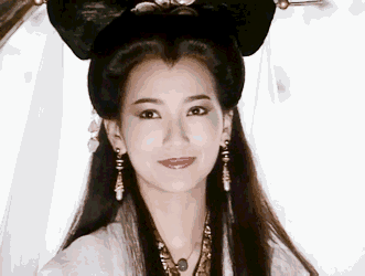 当年的一部《新白娘子传奇》让赵雅芝家喻户晓,成为国民女神,二十多年