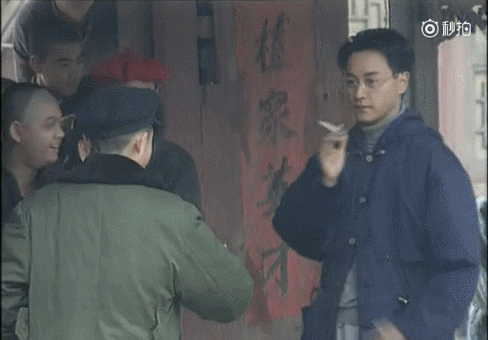 张国荣拍戏花絮曝光,这些小动作我就看了100遍而已