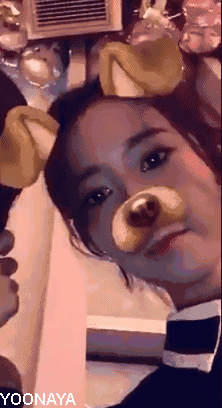 允儿用上狗狗贴纸后是不是可爱爆棚呢?