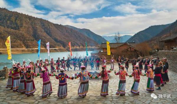平武人口民族_民族团结手抄报