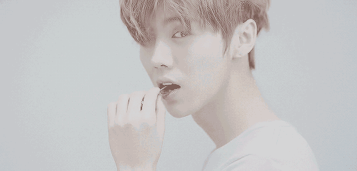 鹿晗大张伟遭电击?小鲜肉搞笑怼逗比!