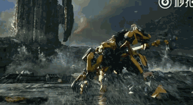 擎天柱手撕大黄蜂,却没想到大黄蜂能