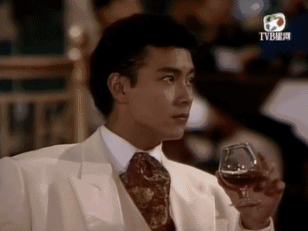 在娱乐圈的明星可谓一直都是光彩照人,由于在影视剧中,需要跟着剧情不