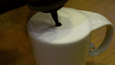 【黑糖鲜奶茶】,拉花咖啡见多了,可是拉花奶茶你见过吗?