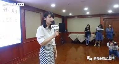 〖热点〗"时间的女儿"美女作家八月长安回哈火爆签售