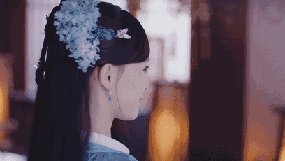 最初的她,天真活泼,回眸杀满满都是元气