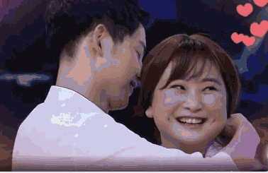 宋仲基 这一对cp当时一度非常火啊,两个人的cp源自一段在《快乐大本营