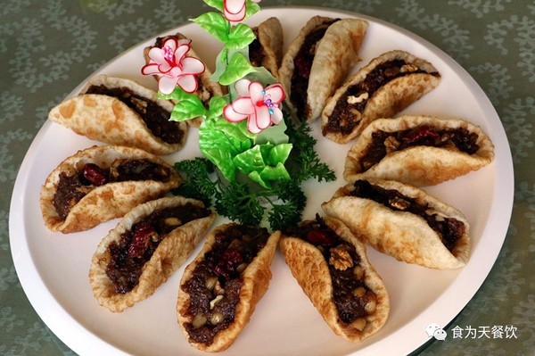 在武威,记忆里的端午叫"油饼子卷糕"!
