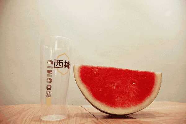 除了买一送一还有六八折,就问你来不来『深大荔知』