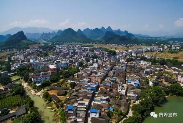 黎埠位于黎埠镇, 位于阳山县西北部, 是阳山的北大门.