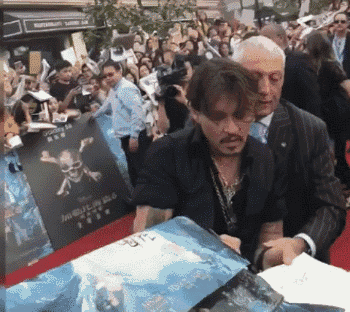 杰克·斯派罗 《加勒比海盗5:死无对证》中文预告 全球死忠粉已经燃