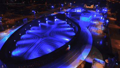 把鞋底放大100倍做了个公园,nike又火了一把